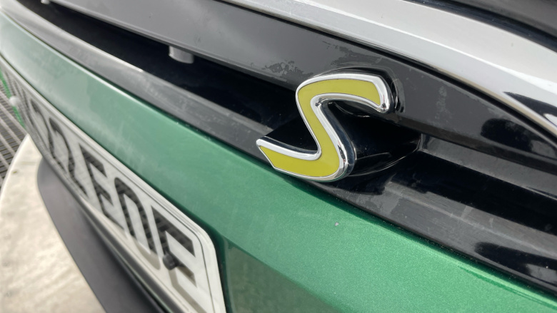 MINI Hatchback 135kW Cooper S Level 2 33kWh 3dr Auto Electric Hatchback